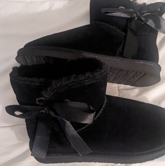 Pawz by bearpaw - Picture 1 of 7